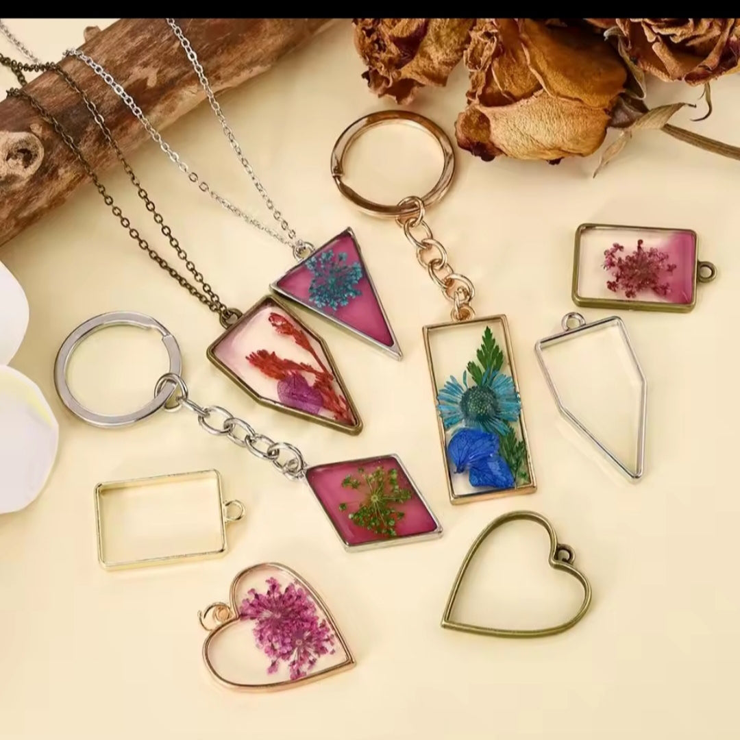 10Pcs different shape Bezels for resin art , Geometric stainless steel Frame Pendant ( Gold/Silver)